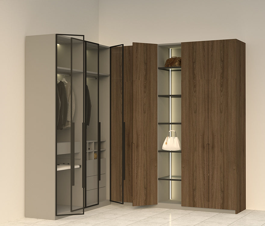 Infinity Walk in Wardrobe